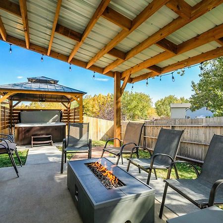 Hearth Haven - Hot Tub Bbq Large Groups Villa Colorado Springs Exterior photo